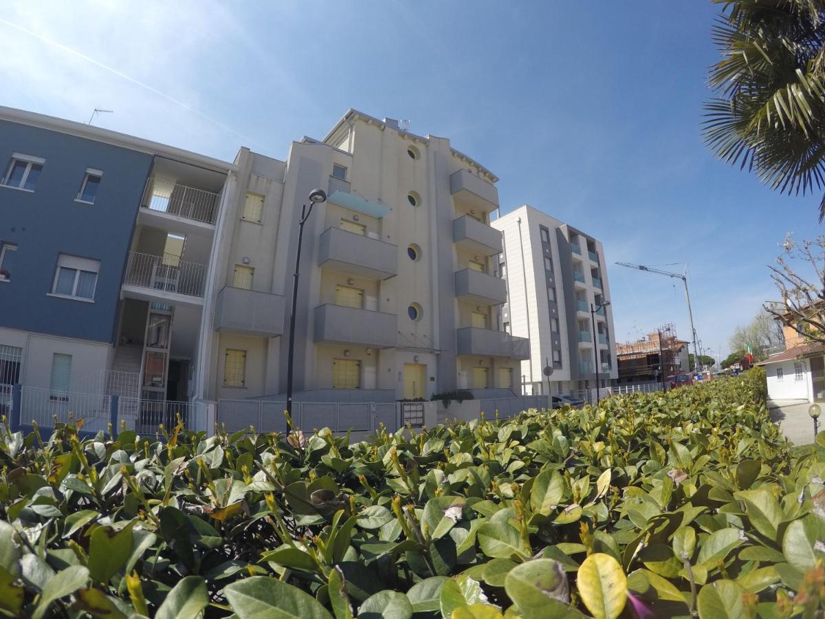 Attico Margherita - Agenzia Cocal Apartamento Caorle Exterior foto